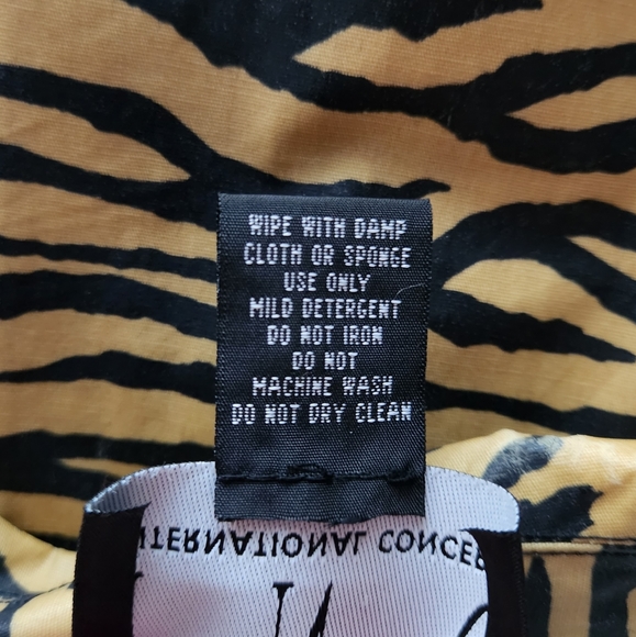 INC Animal Print Raincoat Size S - Picture 4 of 4